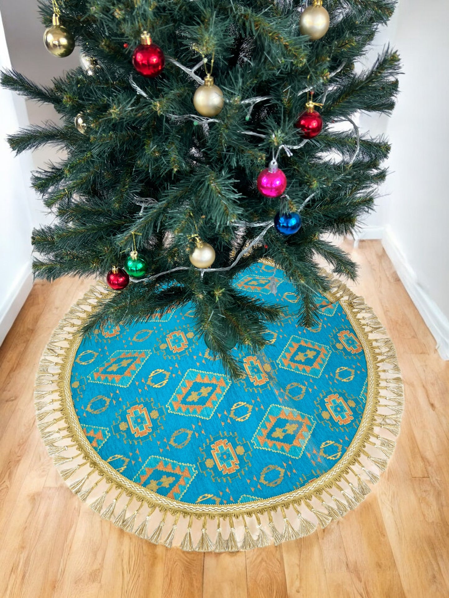 Kilim Design Christmas Tree Skirt | Custom Xmas Tree Skirt | Holiday Decor | Christmas Ornaments & Gifts