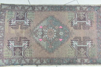 Anatolian Runner 3.1x1.8 ft Vintage Turkish Runner Oushak Runner Rug Y43