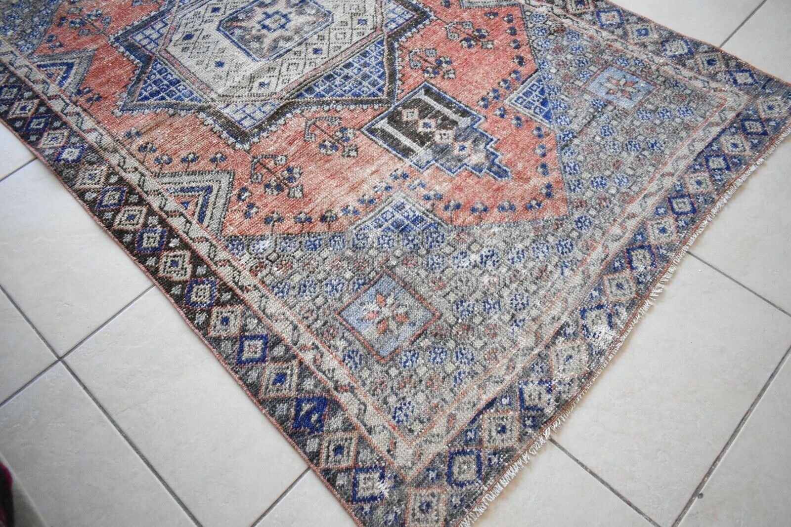 Vintage Oushak Rug 6.3x3.7 ft Turkish Floor Rug Faded Area Rug Oriental Rug U04