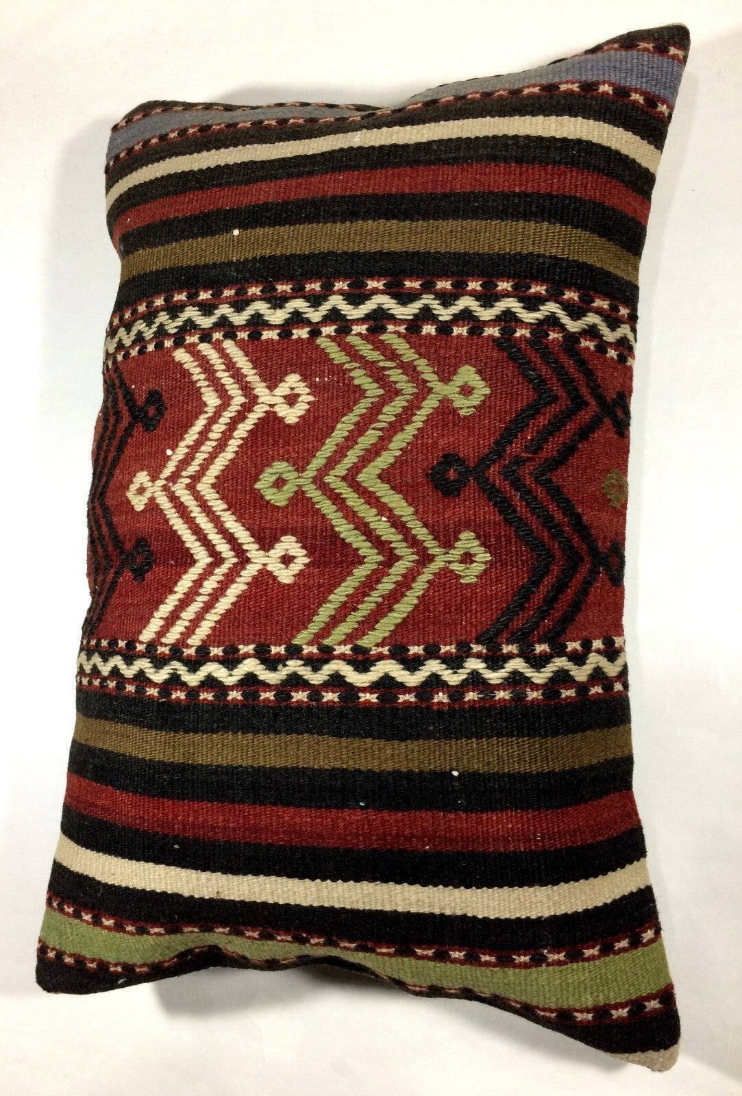 Kilim Pillow Cover 16x24 Tribal Vintage Turkish Carpet Lumbar Pillow Cover 301