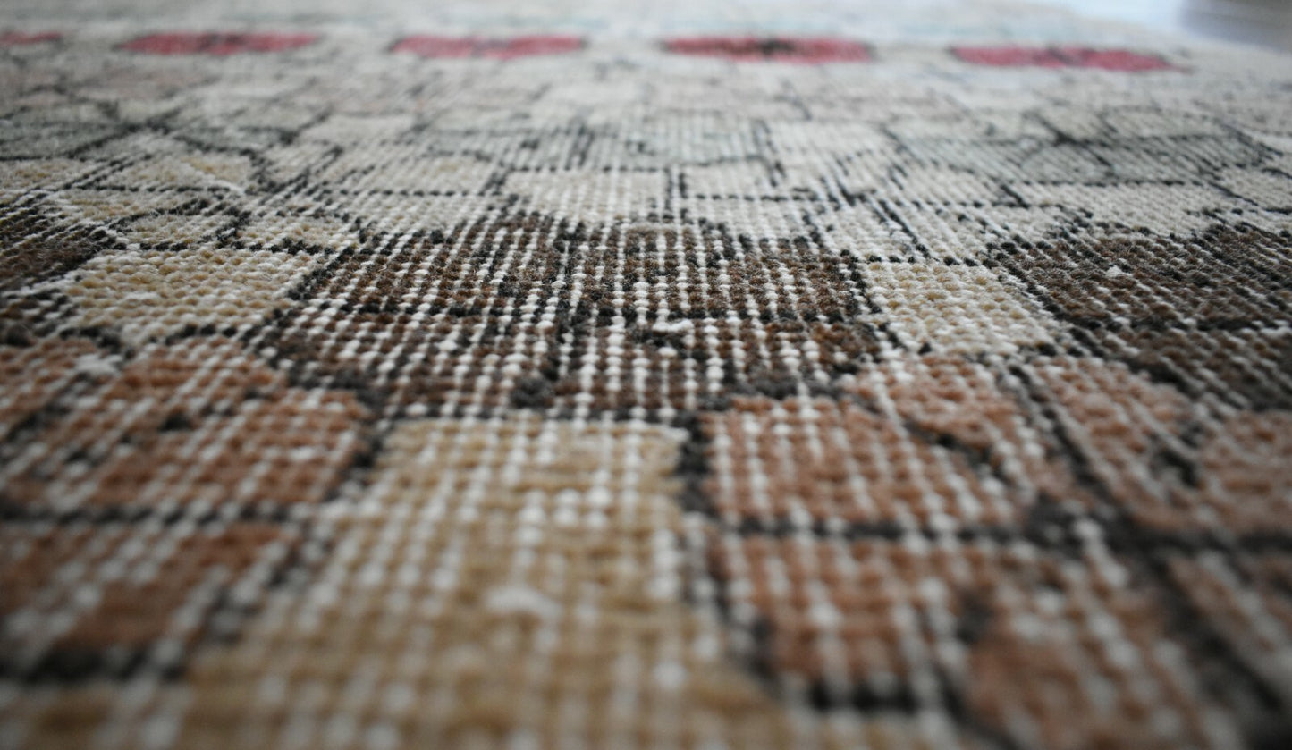 Vintage Runner 8.5x3.3 ft Oushak Runner Anatolian Rug Faded Turkish Runner R09