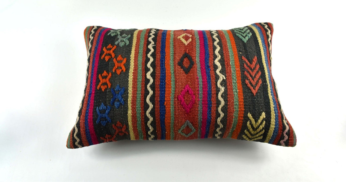 Kilim Pillow Cover 16x24 Tribal Vintage Turkish Carpet Lumbar Pillow Cover 3434