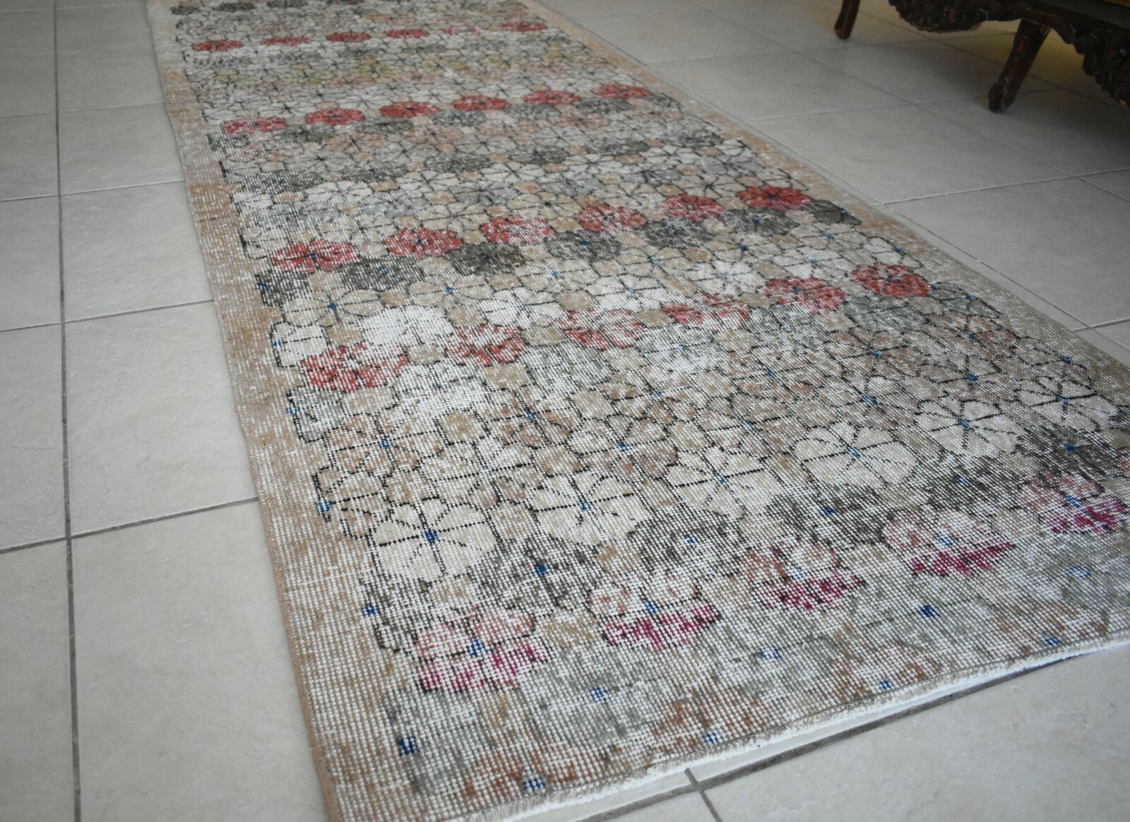 Vintage Runner 8.5x3.3 ft Oushak Runner Anatolian Rug Faded Turkish Runner R09