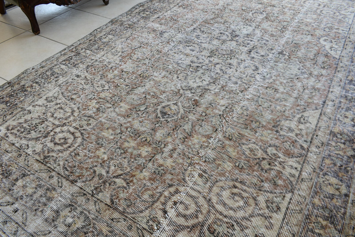 Large Turkish Rug 8.7x5.5 ft Vintage Rug Faded Oushak Rug Living Room Carpet B19