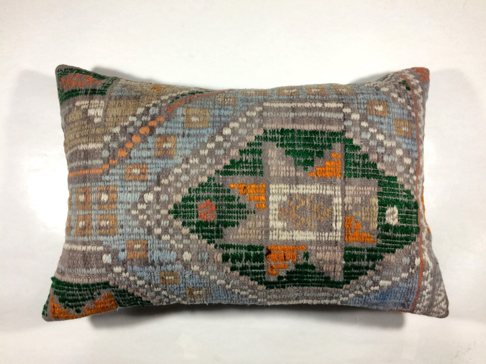 Kilim Pillow Cover 16x24 Tribal Vintage Turkish Carpet Lumbar Pillow Cover 318