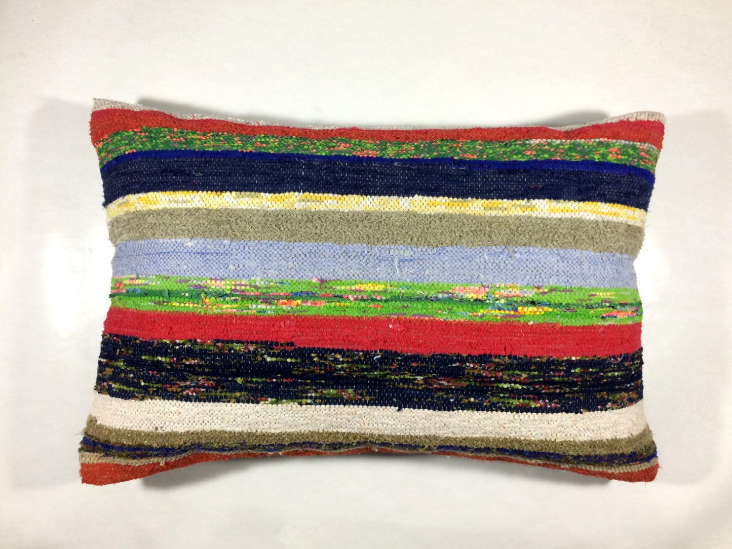 Kilim Pillow Cover 16x24 Tribal Vintage Turkish Carpet Lumbar Pillow Cover 319