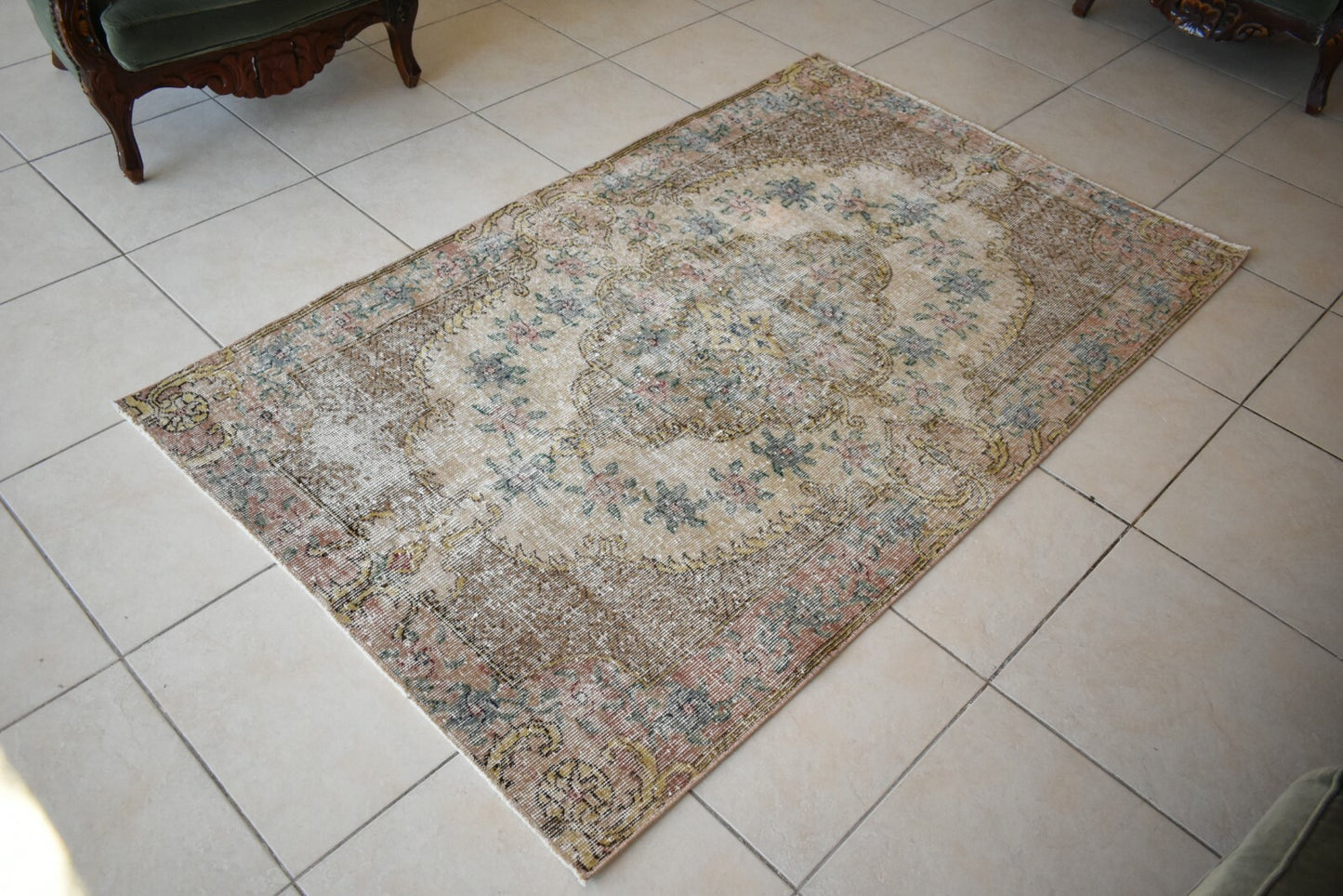 Vintage Oushak Rug 6.3x3.7 ft Turkish Floor Rug Faded Area Rug Oriental Rug U01