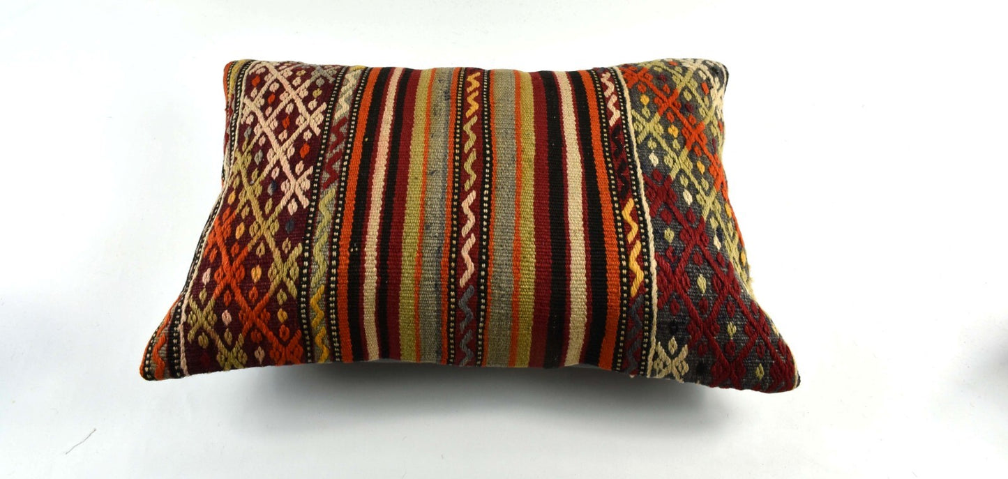 Kilim Pillow Cover 16x24 Tribal Vintage Turkish Carpet Lumbar Pillow Cover 3455