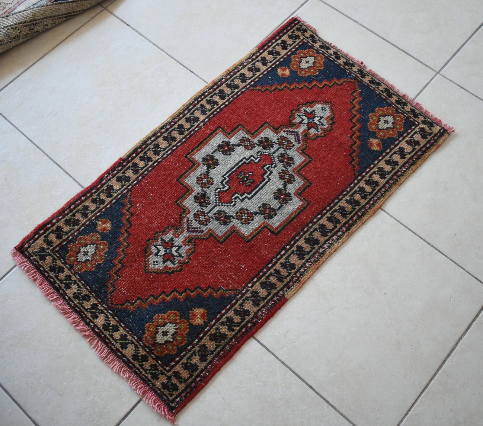 Anatolian Runner 3.2x1.7 ft Vintage Turkish Runner Oushak Runner Rug Y19