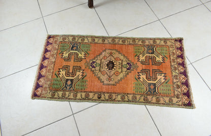 Turkish Runner 3.3x1.6 ft Vintage Small Rug Oushak Runner Anatolian Mini Rug Y65