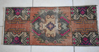 Oushak Runner 3.1x1.3 ft Vintage Turkish Rug Small Runner Anatolian Rug Y10