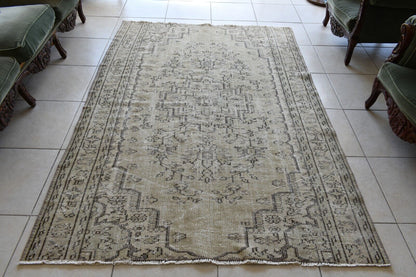 Faded Oushak Rug 7.2x5 ft Anatolian Rug Turkish Carpet Boho Floor Rug U25