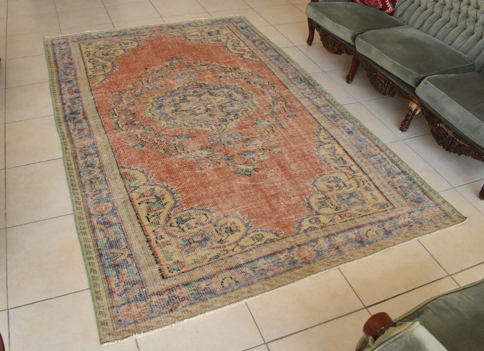 Handmade Area Rug 8.6 x 5.5 ft Distressed Anatolian Vintage Medallion Rug  C45