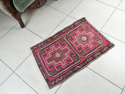 Anatolian Runner 2.3x1.5 ft Vintage Turkish Runner Oushak Runner Rug Y41