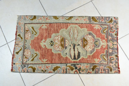 Anatolian Runner 2.8x1.6 ft Vintage Turkish Runner Oushak Runner Rug Y38