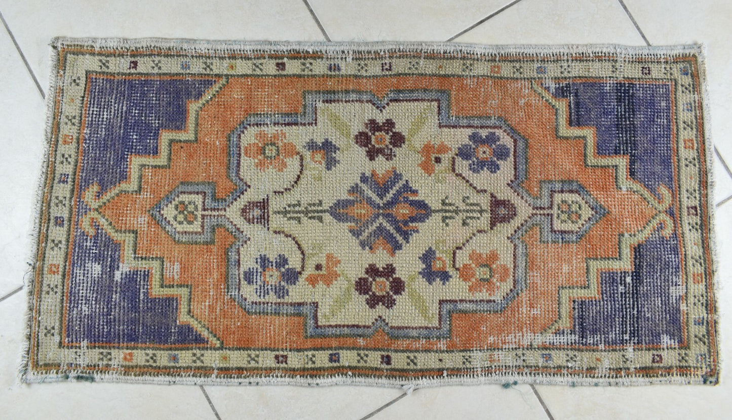 Turkish Runner 3.2x1.6 ft Vintage Small Rug Oushak Runner Anatolian Mini Rug Y70