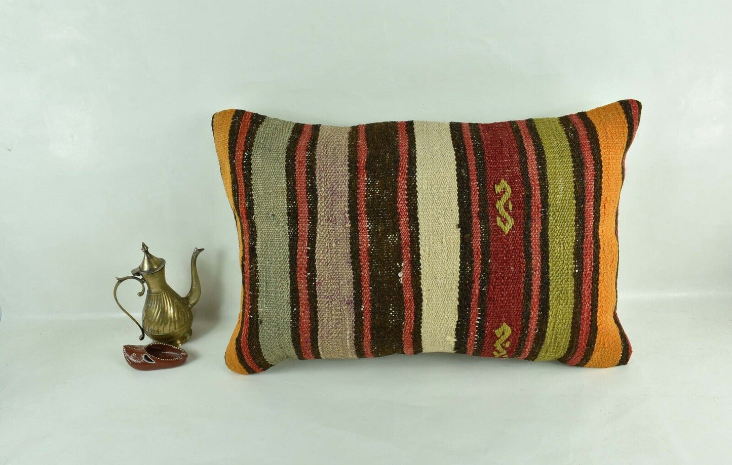 Kilim Pillow Cover 16x24 Tribal Vintage Turkish Carpet Lumbar Pillow Cover 3075