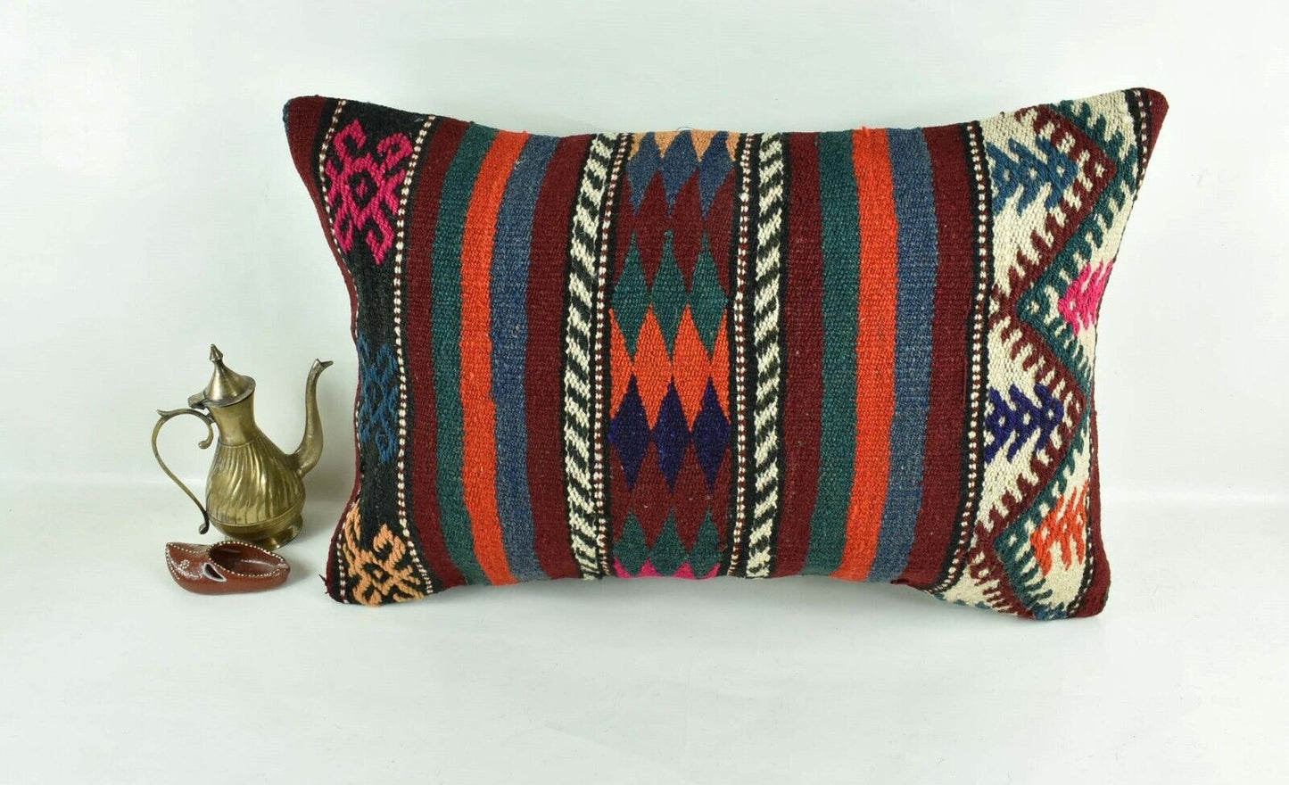 Kilim Pillow Cover 16x24 Tribal Vintage Turkish Carpet Lumbar Pillow Cover 3093