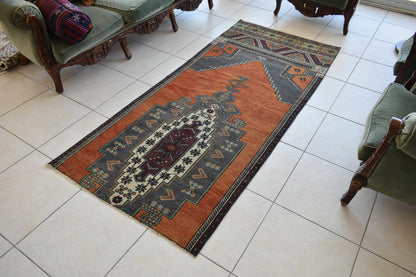 Small Turkish Runner 7.2x3.1 ft Vintage Runner Hallway Runner Handwoven Rug R45
