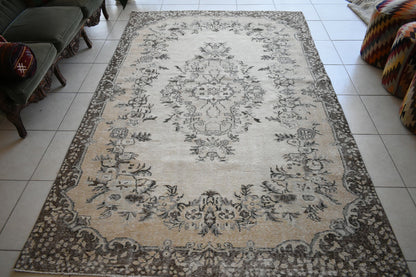 Turkish Rug 9.4x5.9 ft Vintage Rug Faded Oushak Rug Large Living Room Carpet B05