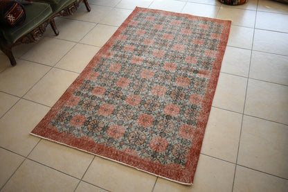 Vintage Oushak Rug 6.6x3.8 ft Turkish Floor Rug Faded Area Rug Oriental Rug U03