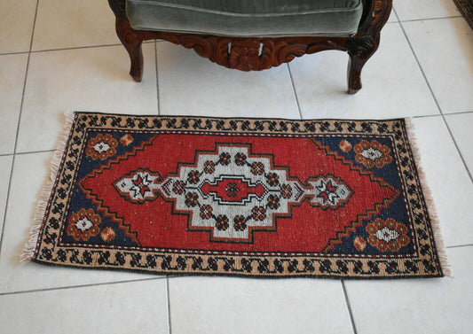 Oushak Runner 3.4x1.6 ft Vintage Turkish Runner Floor Runner Faded Runner Y26