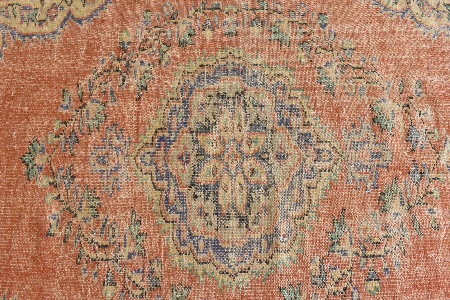 Handmade Area Rug 8.6 x 5.5 ft Distressed Anatolian Vintage Medallion Rug  C45