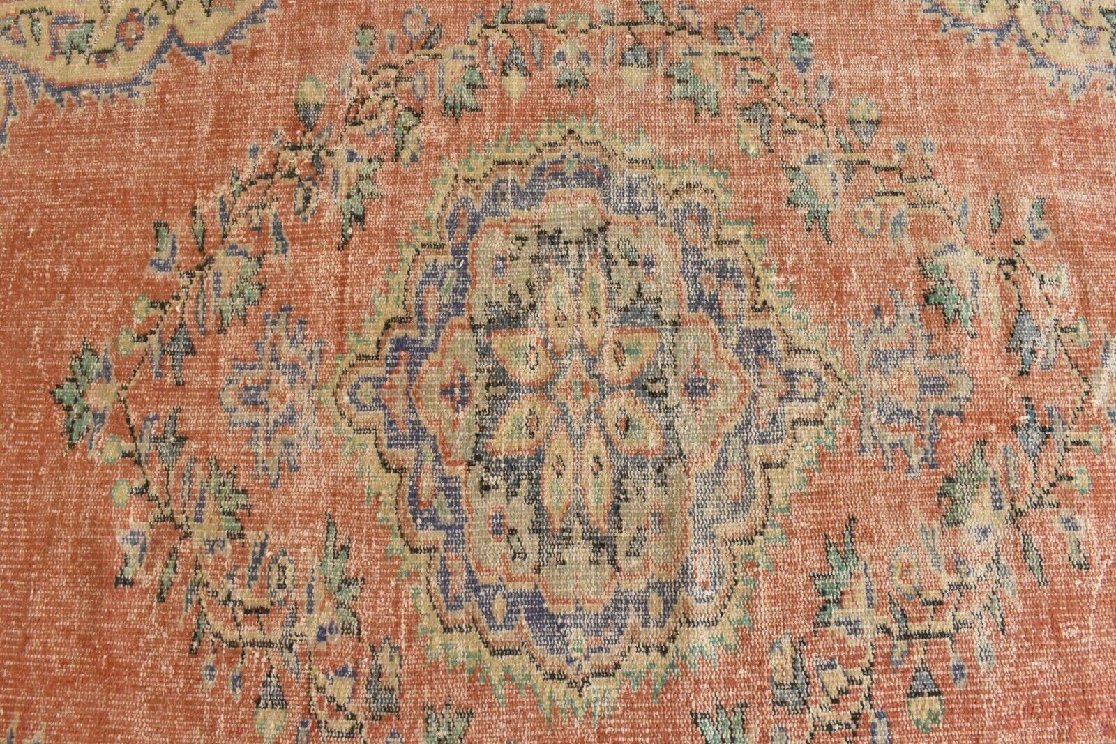 Handmade Area Rug 8.6 x 5.5 ft Distressed Anatolian Vintage Medallion Rug  C45