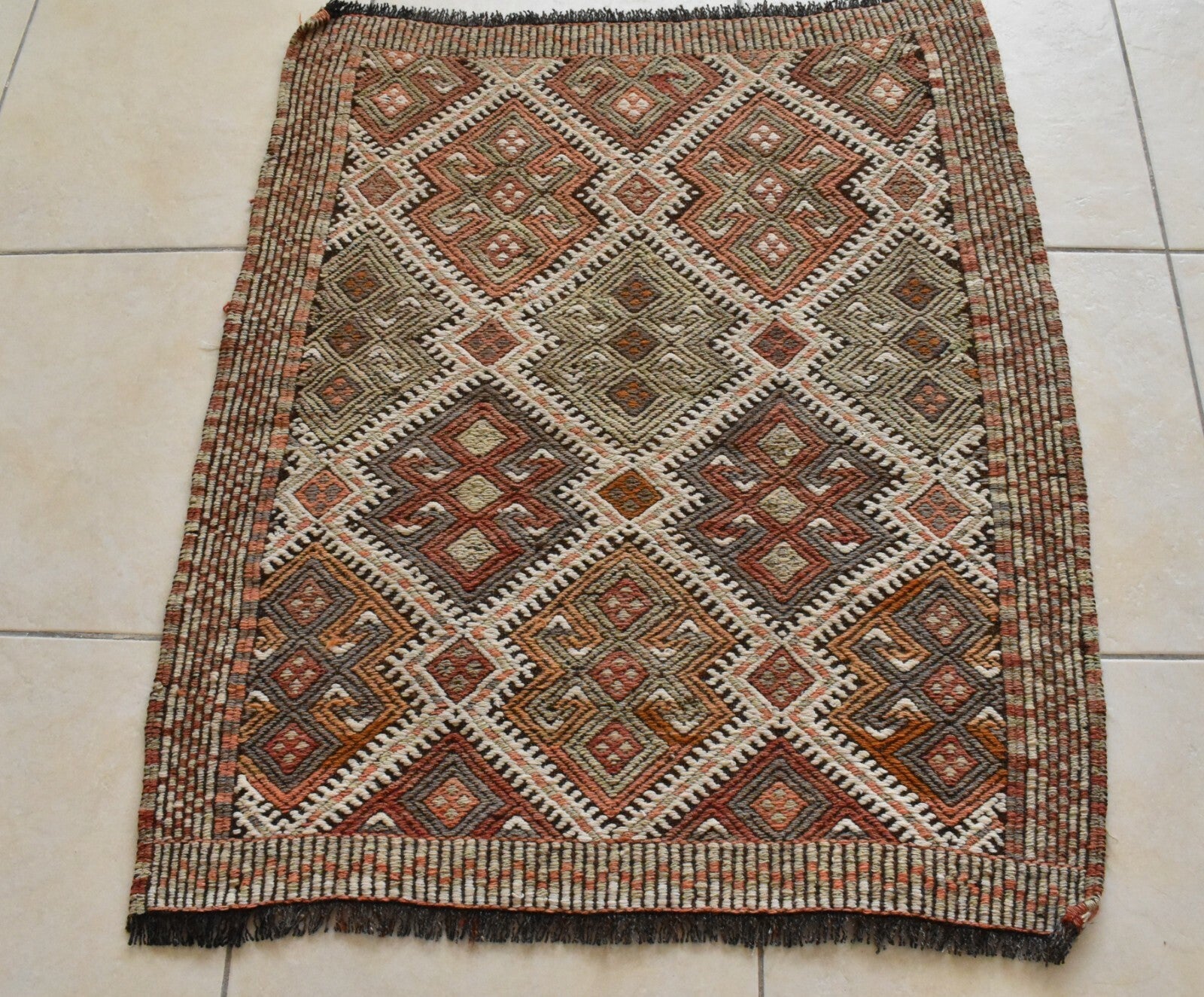 Small Kilim 2.6 x 3.3 ft Handknotted Entryway Hallway Door Mat Runner C51