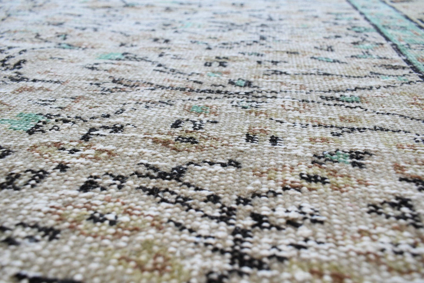 Large Turkish Rug 8.1x5.2 ft Vintage Rug Faded Oushak Rug Living Room Carpet B18