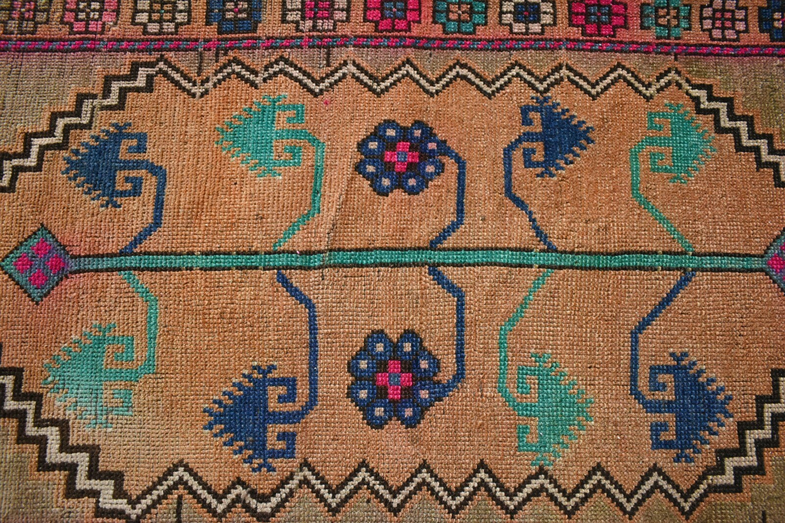 Long Turkish Runner 5.6x2.4 ft Vintage Runner Hallway Runner Handwoven Rug R33