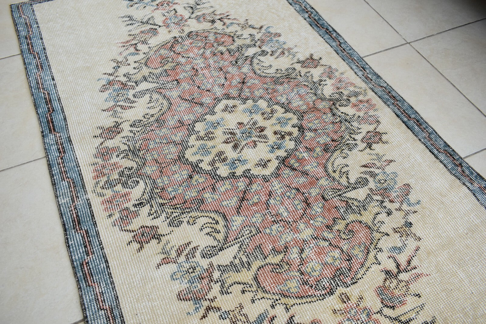 Small Turkish Runner 5.2x3 ft Vintage Runner Hallway Runner Handwoven Rug R46