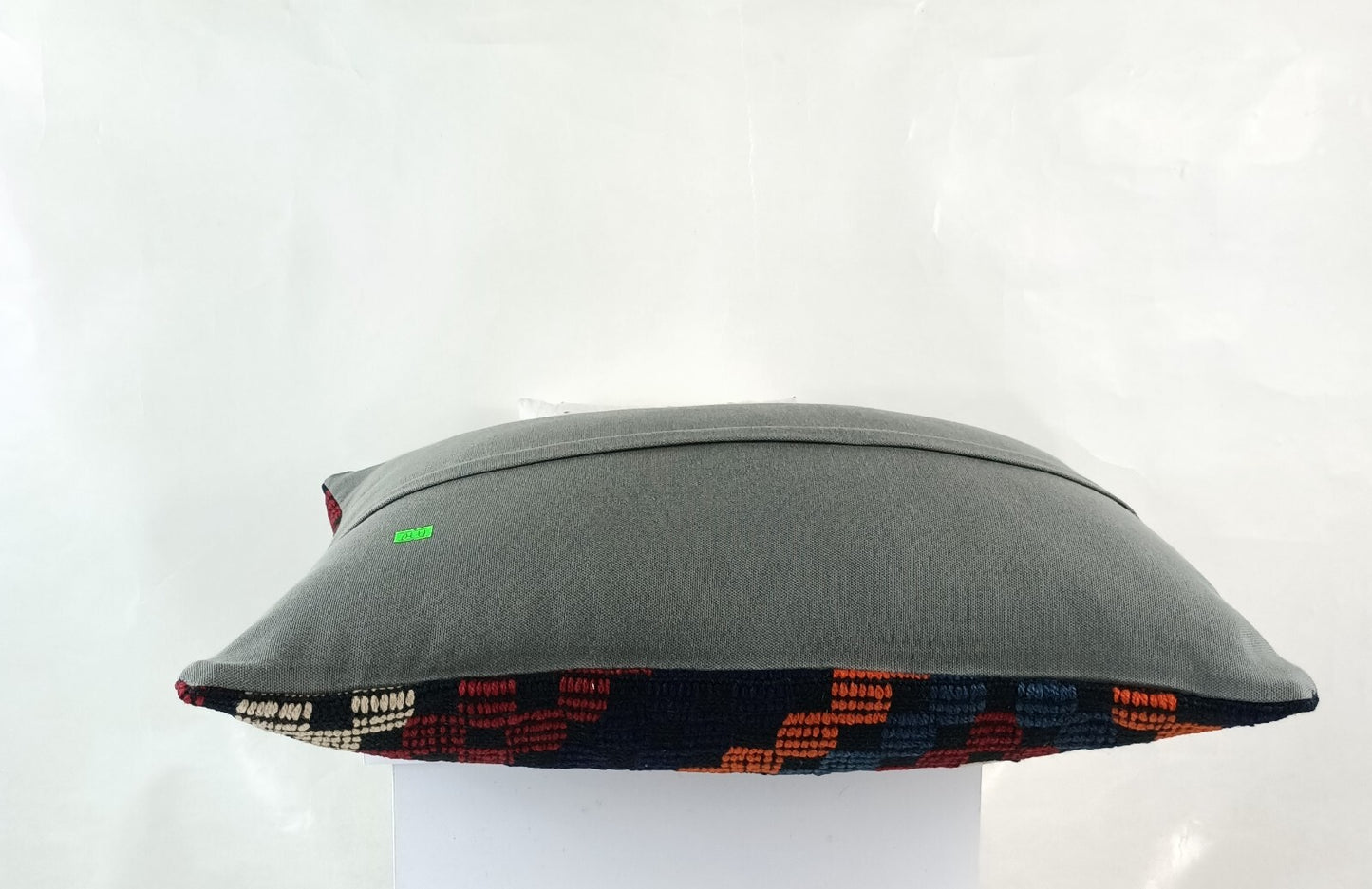 Kilim Pillow Cover 16x24 Tribal Vintage Turkish Carpet Lumbar Pillow Cover 1770