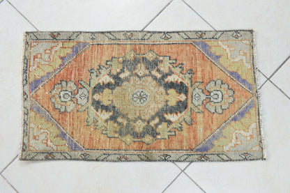 Turkish Runner 2.5x1.4 ft Mini Anatolian Rug Vintage Runner Turkish Runner Y106