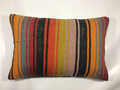 Kilim Pillow Cover 16x24 Tribal Vintage Turkish Carpet Lumbar Pillow Cover 1013