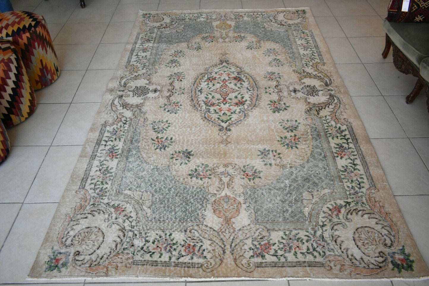 Large Oushak Rug 8.9x5.5 ft Vintage Rug Faded Turkish Rug Living Room Carpet B04