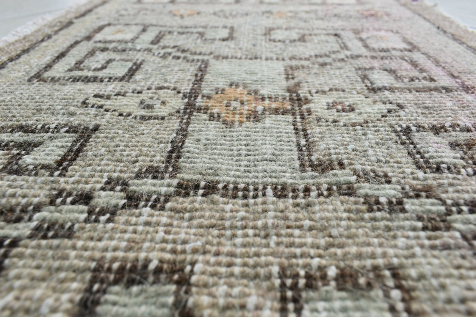 Vintage Runner 3.1x1.3 ft Mini Turkish Rug Oushak Runner Anatolian Runner Y101