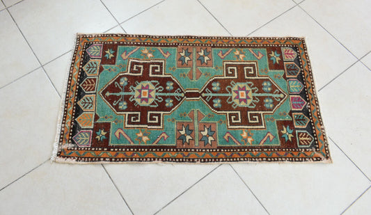 Small Turkish Runner 3.7x2 ft Vintage Runner Hallway Runner Handwoven Rug R39