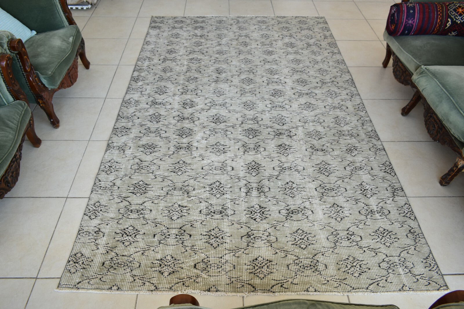 Large Turkish Rug 8.6x5.2 ft Vintage Rug Faded Oushak Rug Living Room Carpet B17