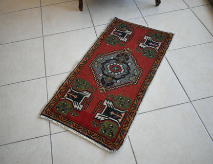 Anatolian Runner 3.3x1.7 ft Vintage Turkish Runner Oushak Runner Rug Y20