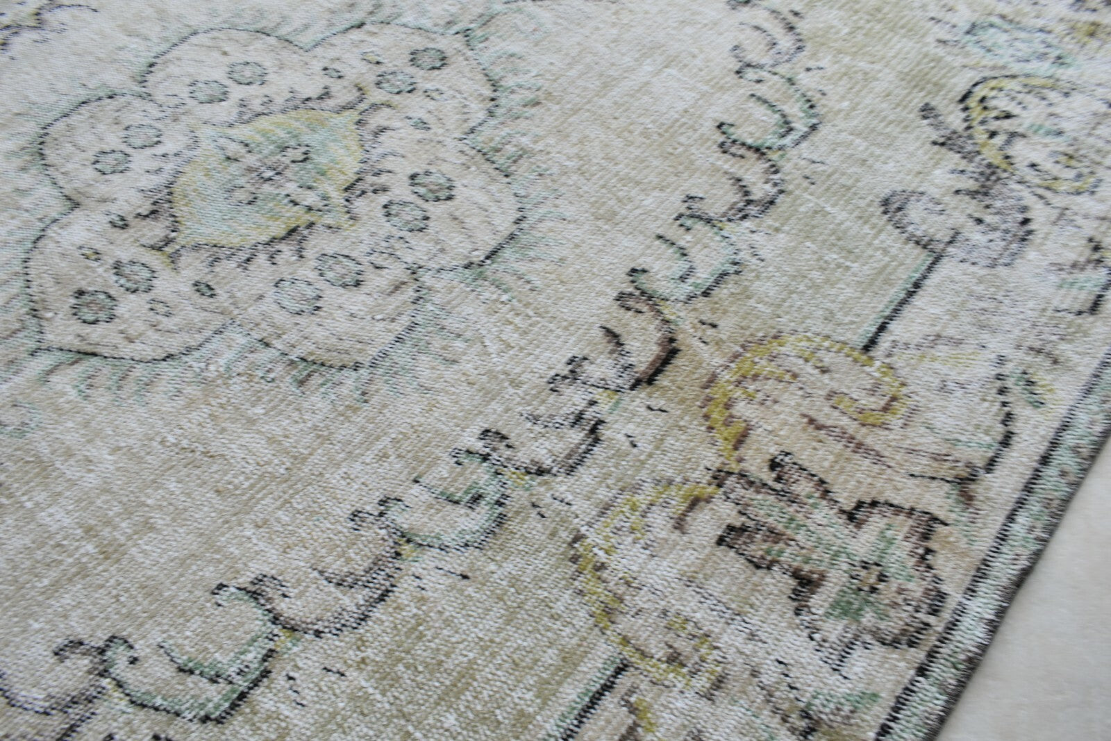 Large Turkish Rug 8.1x4.8 ft Vintage Rug Faded Oushak Rug Living Room Carpet B21