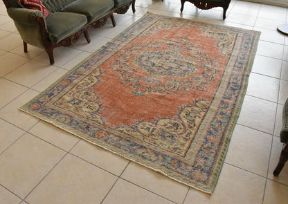 Handmade Area Rug 8.6 x 5.5 ft Distressed Anatolian Vintage Medallion Rug  C45