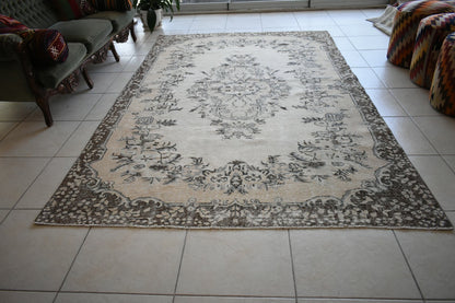 Turkish Rug 9.4x5.9 ft Vintage Rug Faded Oushak Rug Large Living Room Carpet B05
