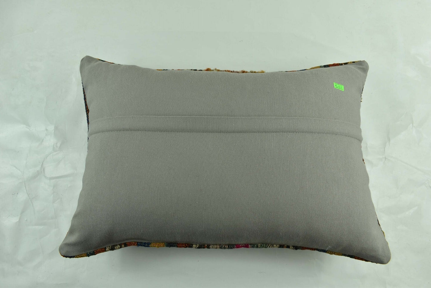 Kilim Pillow Cover 16x24 Tribal Vintage Turkish Carpet Lumbar Pillow Cover 3072