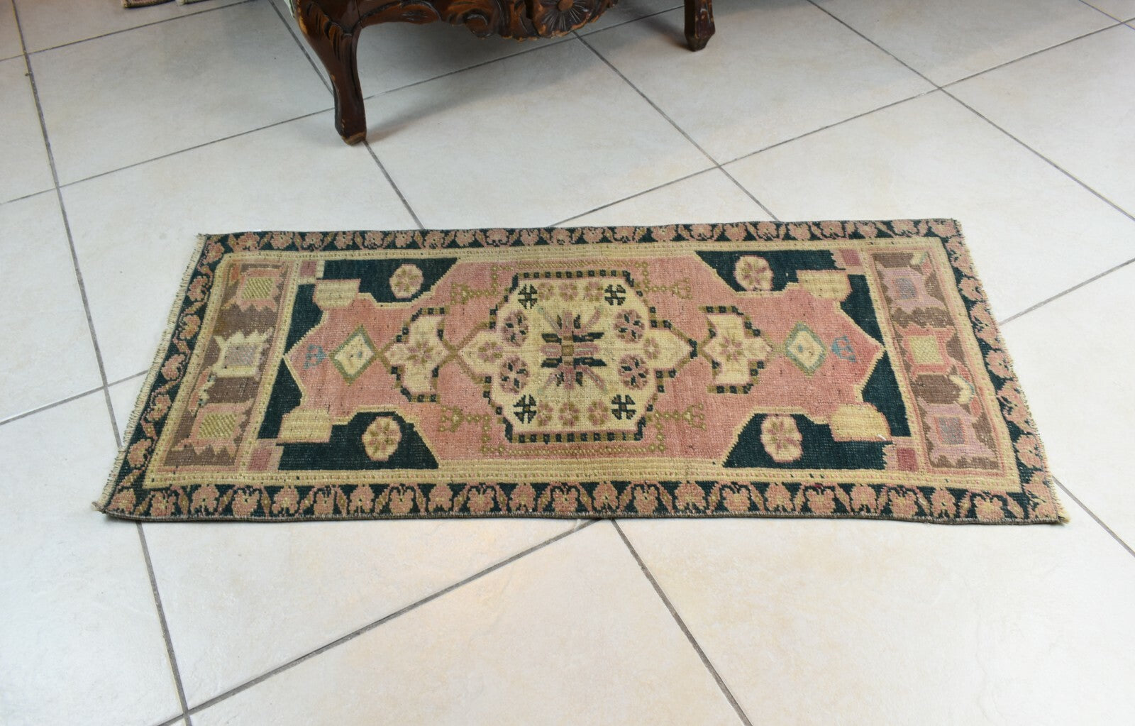 Anatolian Runner 3.2x1.4 ft Vintage Turkish Runner Oushak Runner Rug Y35