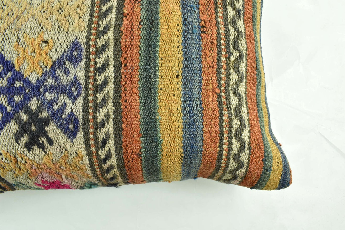 Kilim Pillow Cover 16x24 Tribal Vintage Turkish Carpet Lumbar Pillow Cover 3072
