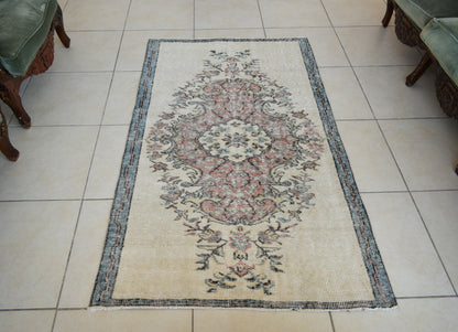 Small Turkish Runner 5.2x3 ft Vintage Runner Hallway Runner Handwoven Rug R46