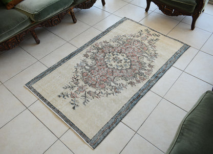 Small Turkish Runner 5.2x3 ft Vintage Runner Hallway Runner Handwoven Rug R46