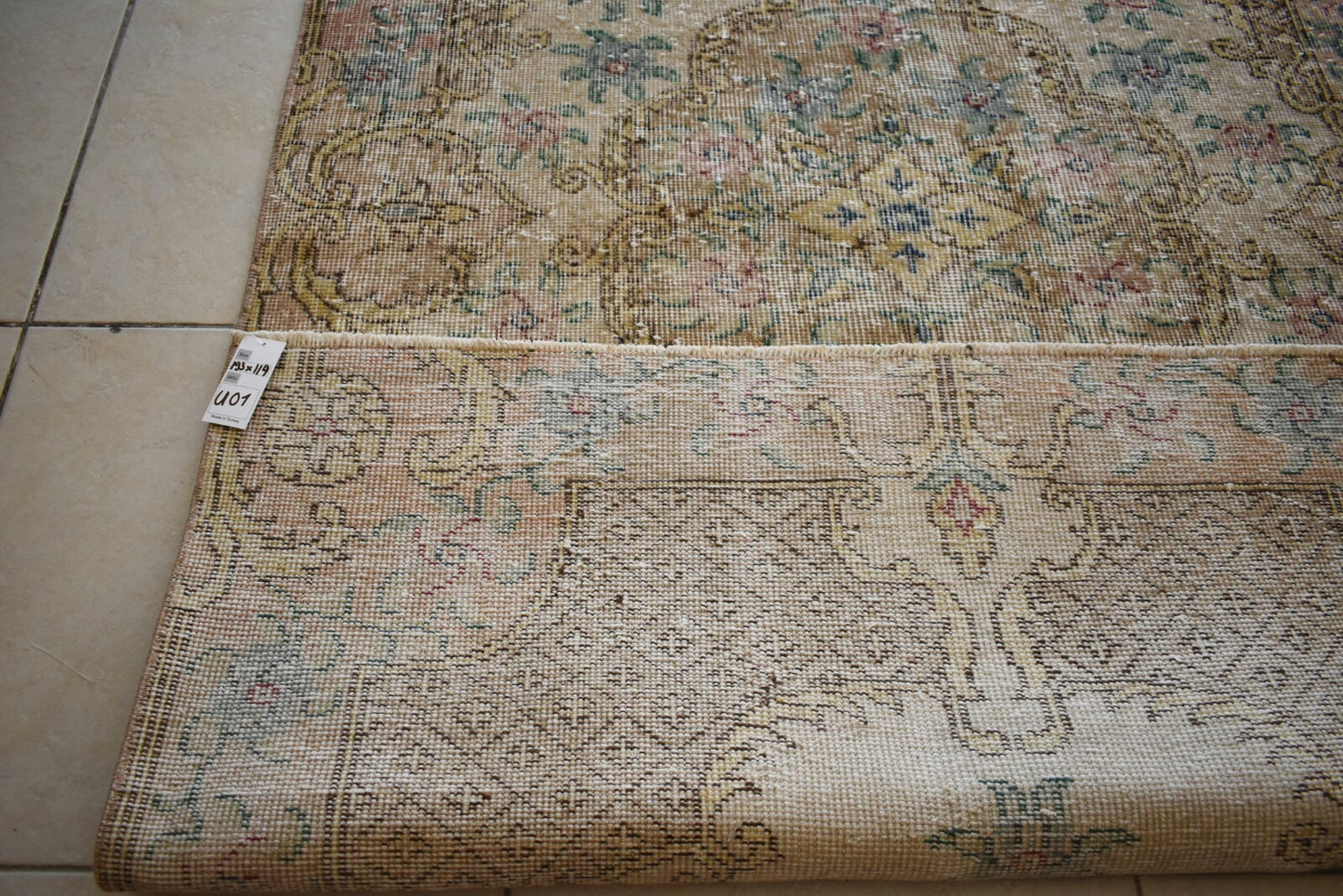 Vintage Oushak Rug 6.3x3.7 ft Turkish Floor Rug Faded Area Rug Oriental Rug U01