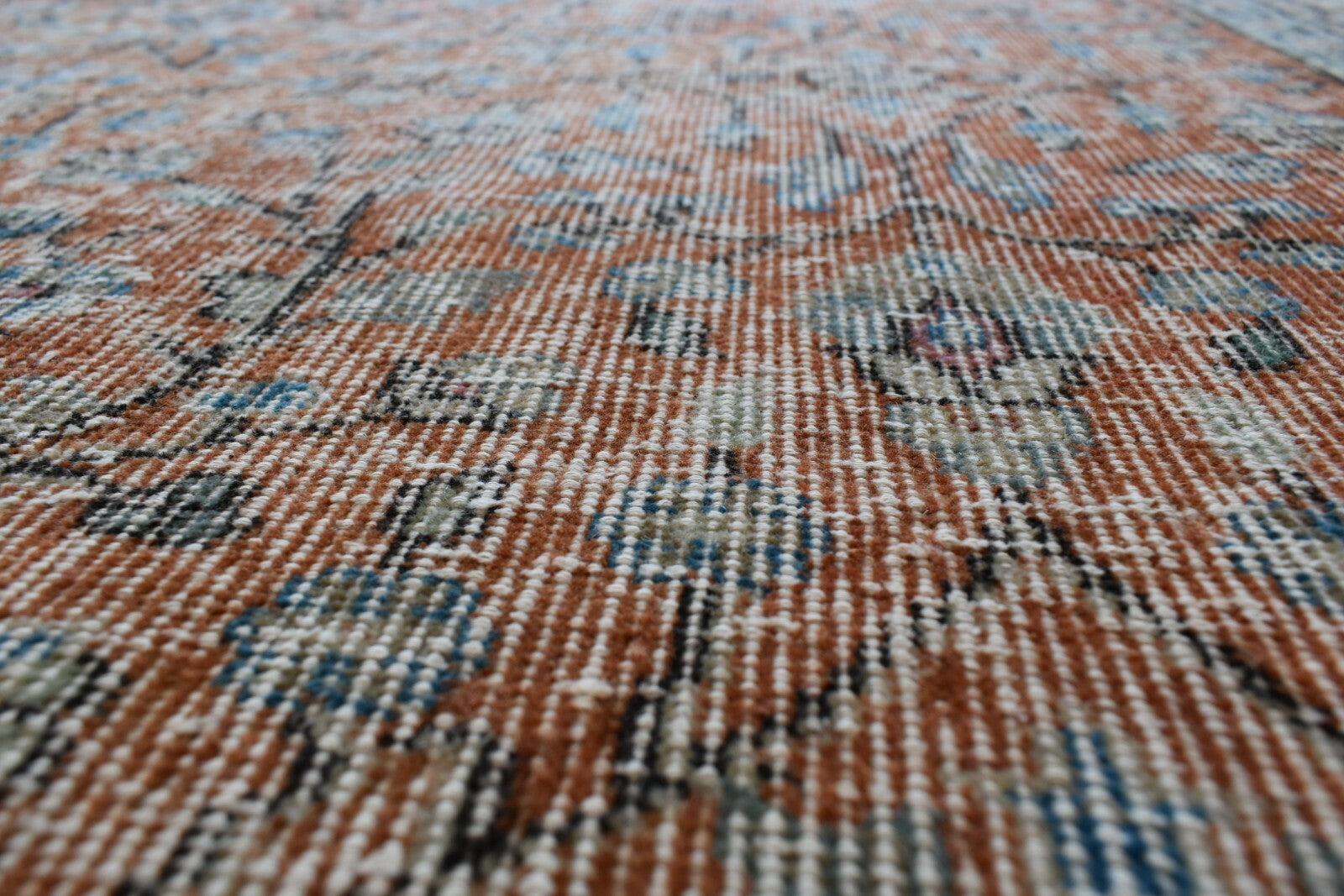 Large Turkish Rug 8.6x4.7 ft Vintage Rug Faded Oushak Rug Living Room Carpet B24